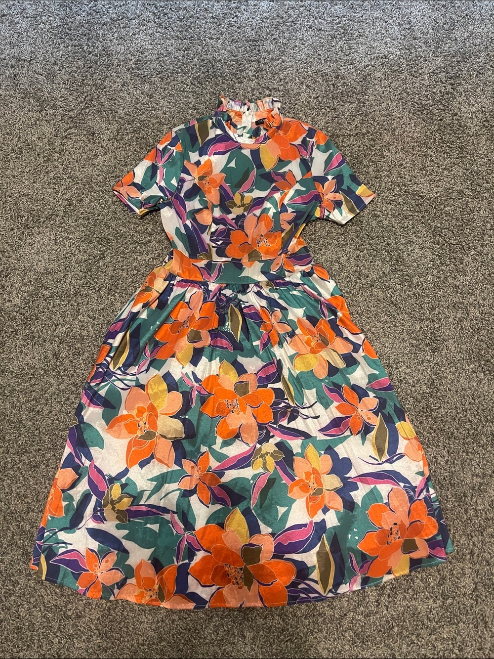 Ruffled Neck Floral Midi Dress in Orange and Teal